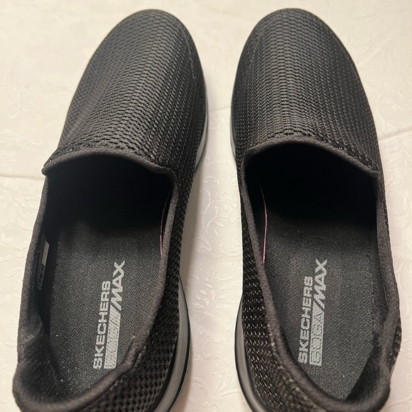 Skechers Women's Black Slip-On Loafers - Picture 8 of 9